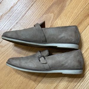 Olukai leather loafer size 10.